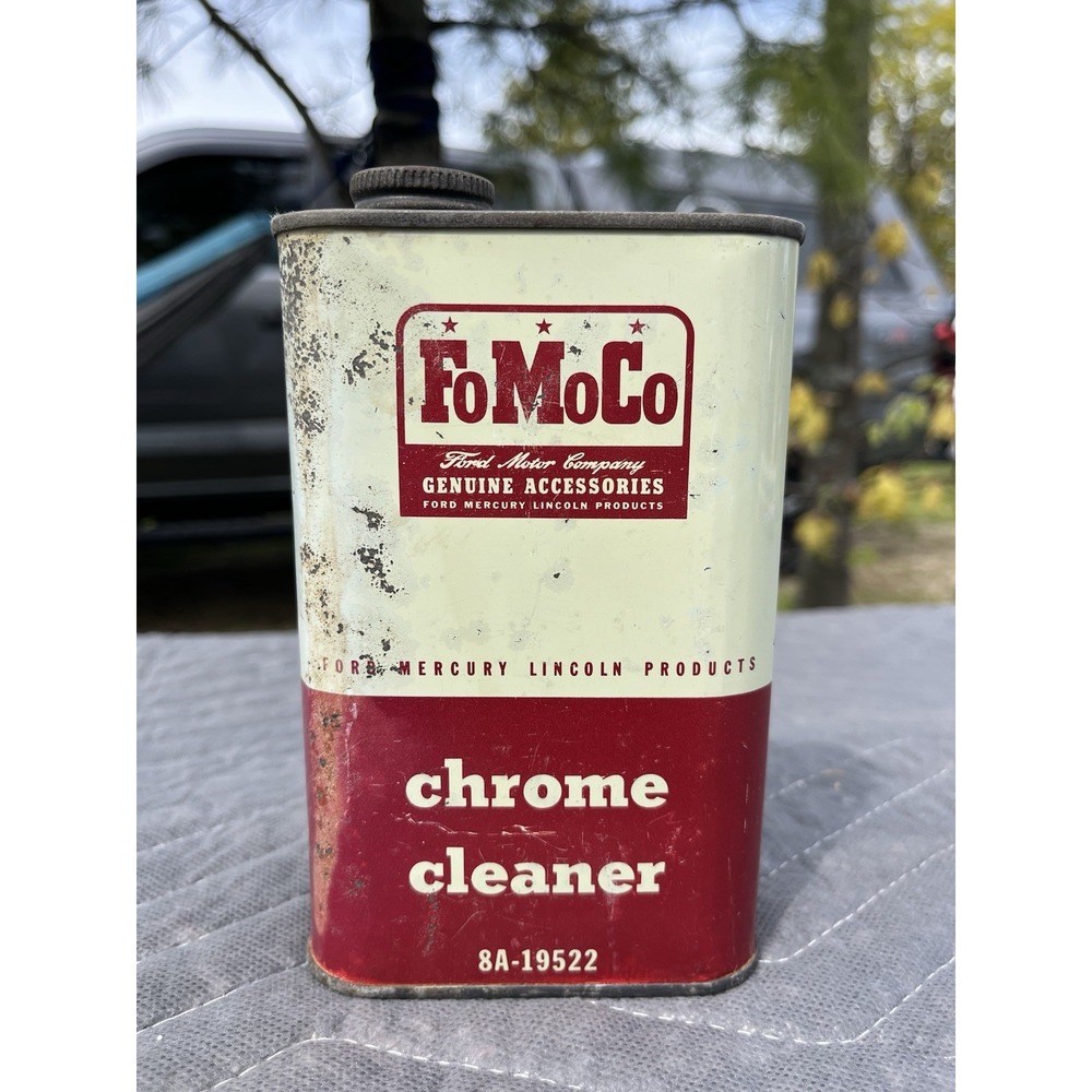 Vintage FoMoCo Ford Motor company genuine Accessories Chrome Cleaner metal can